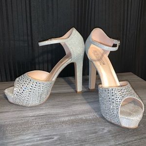 USED silver shimmer heels